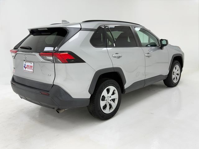 Used 2020 Toyota RAV4 LE FWD image 41