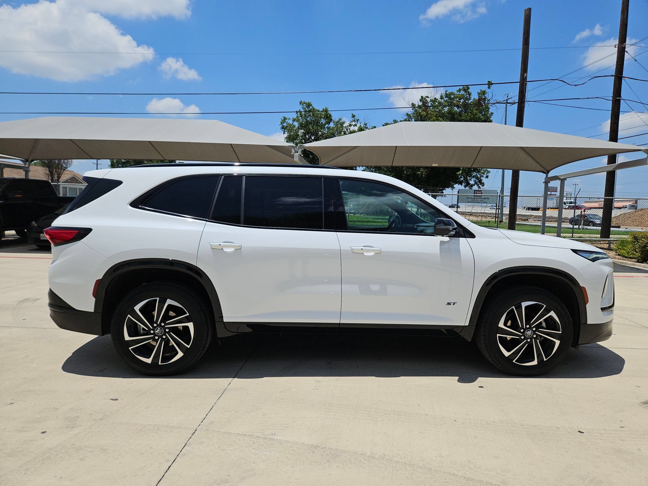 Certified 2026 Buick Enclave Sport Touring FWD image 2
