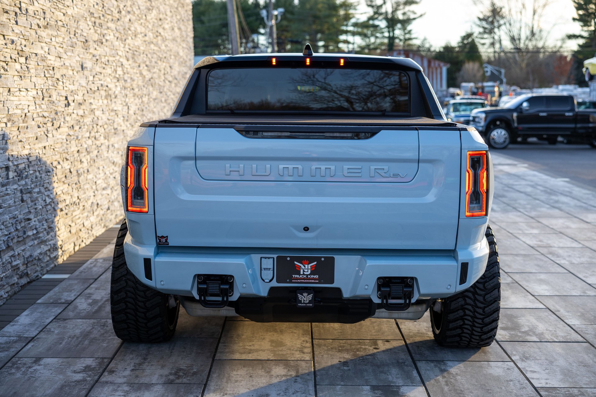 Used 2024 GMC Hummer EV 3X w/ Extreme Off-Road Package image 16