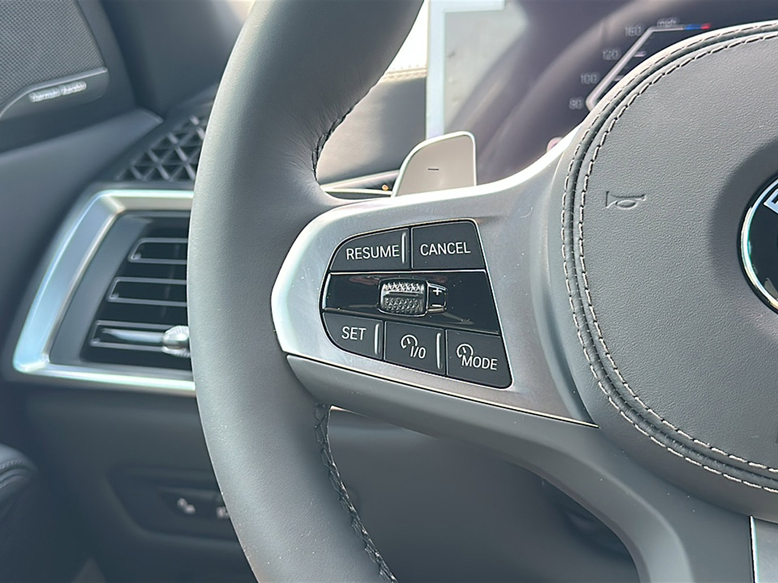 New 2026 BMW X5 sDrive40i w/ M Sport Package image 19