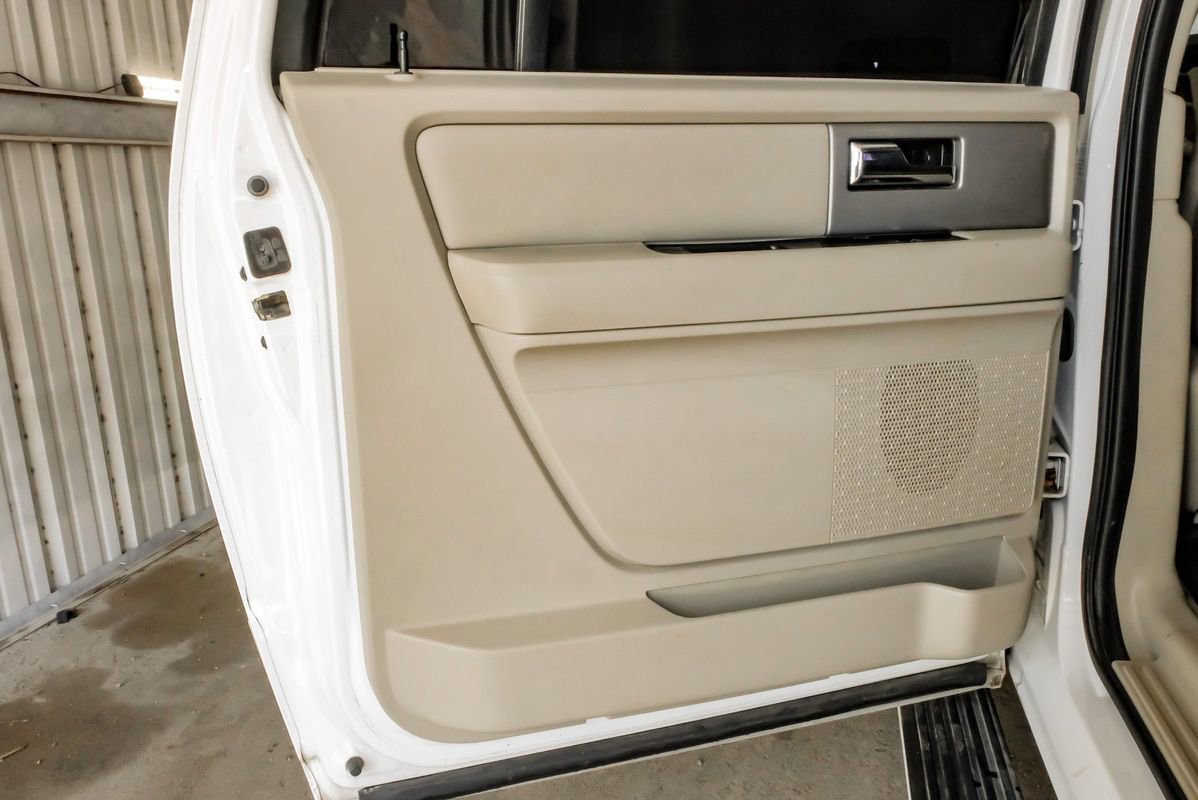 Used 2014 Ford Expedition EL Limited w/ Equipment Group 301A AWD/4WD image 47