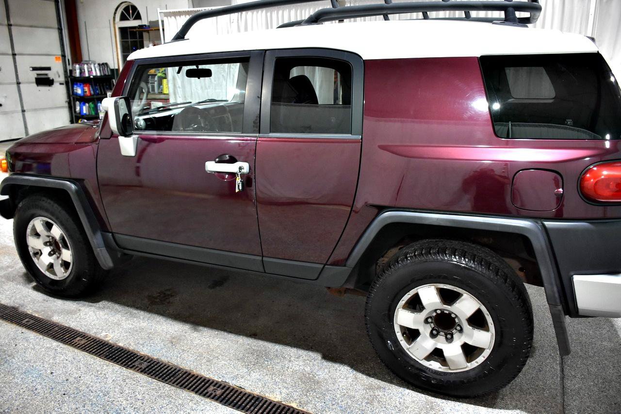 Used 2007 Toyota FJ Cruiser 2WD image 27