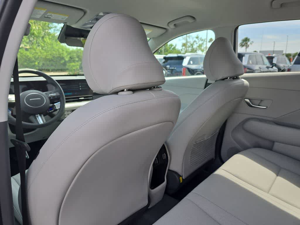New 2026 Hyundai Kona SEL Premium FWD image 20