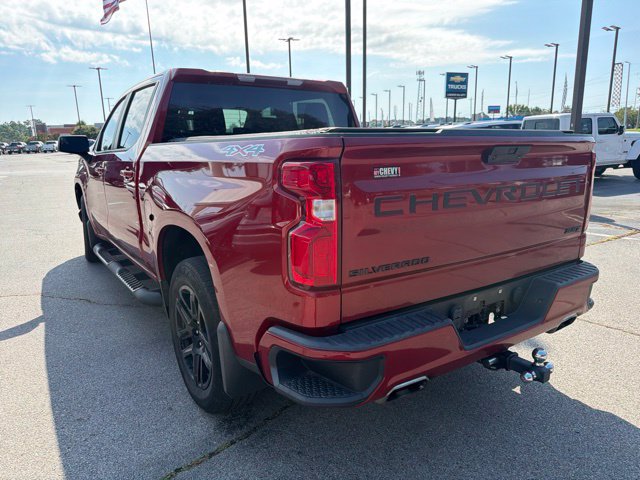 Used 2022 Chevrolet Silverado 1500 RST w/ LPO, Blackout Package AWD/4WD image 5