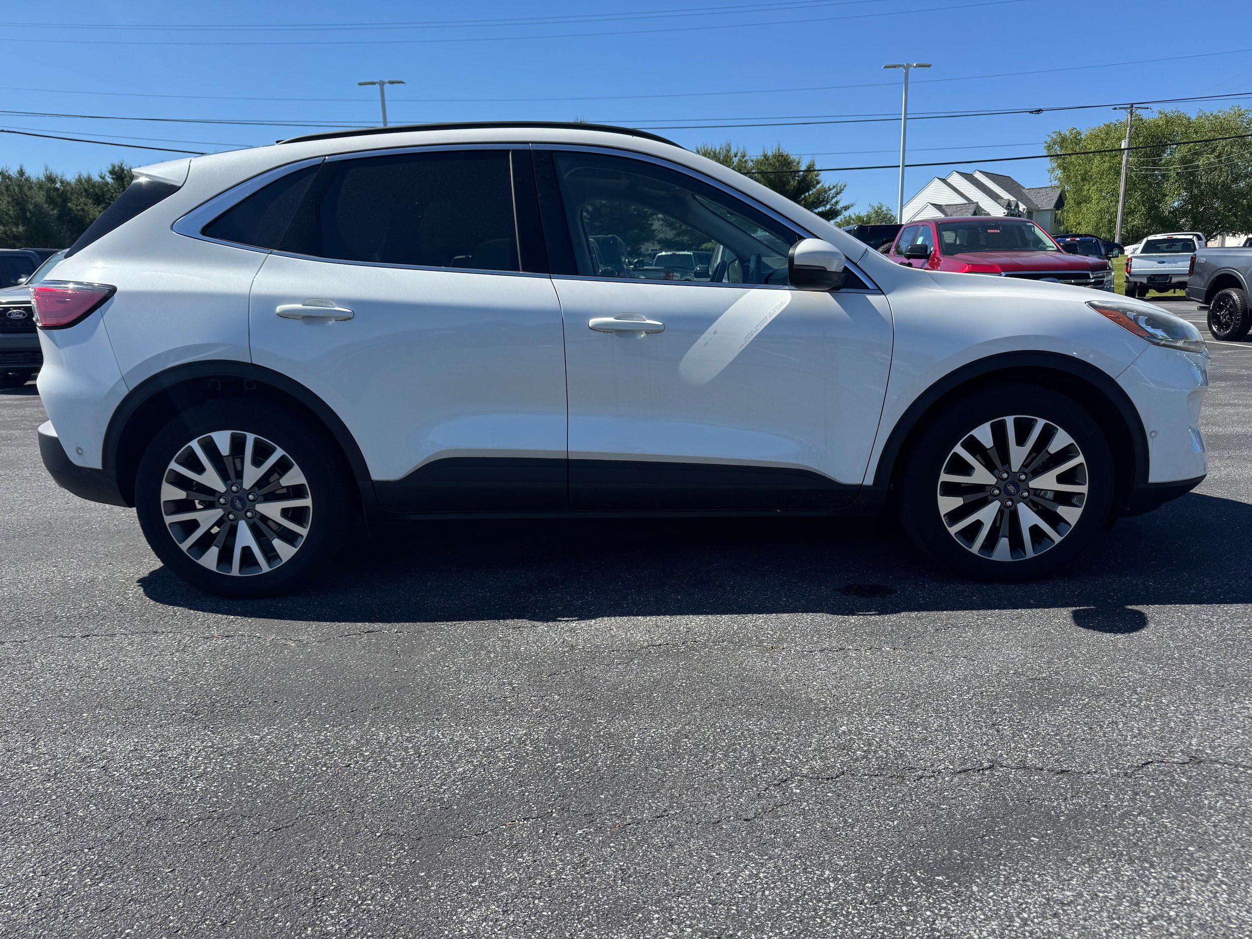 Used 2020 Ford Escape Titanium AWD/4WD image 6