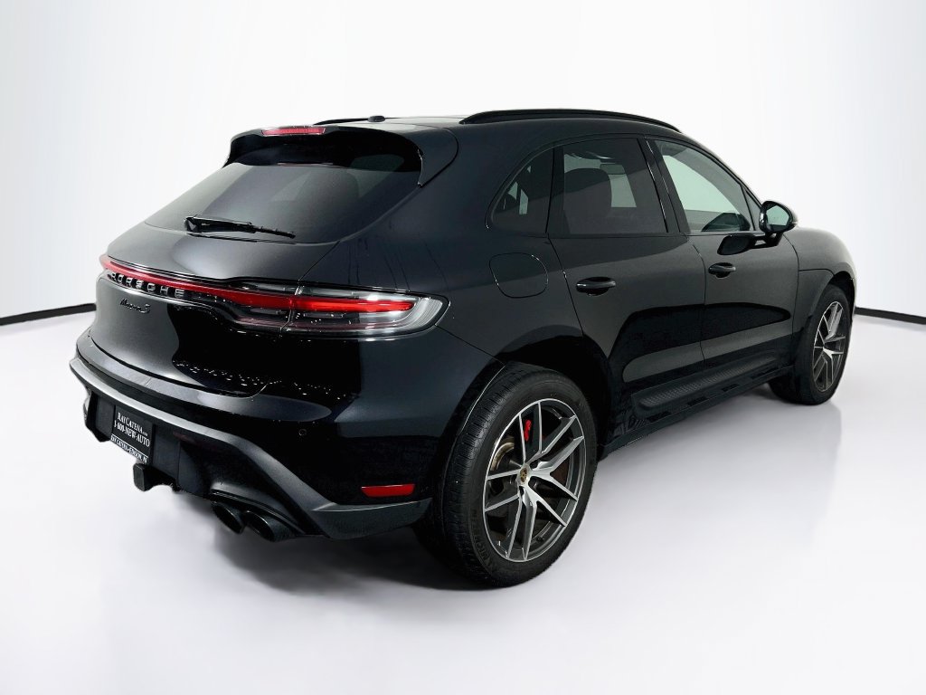 Certified 2024 Porsche Macan S AWD/4WD image 9