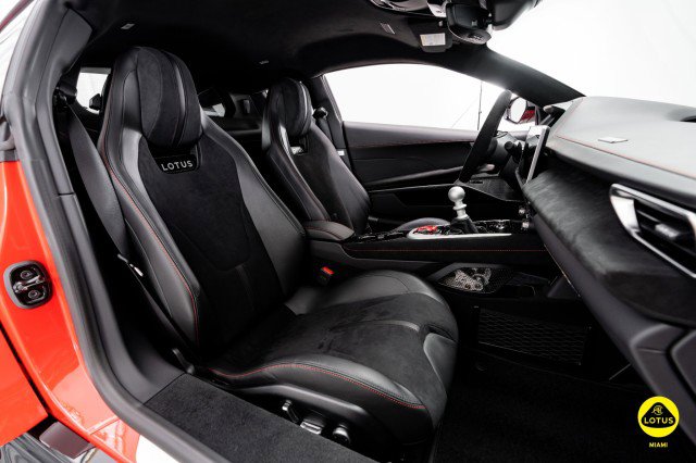 New 2025 Lotus Emira image 41