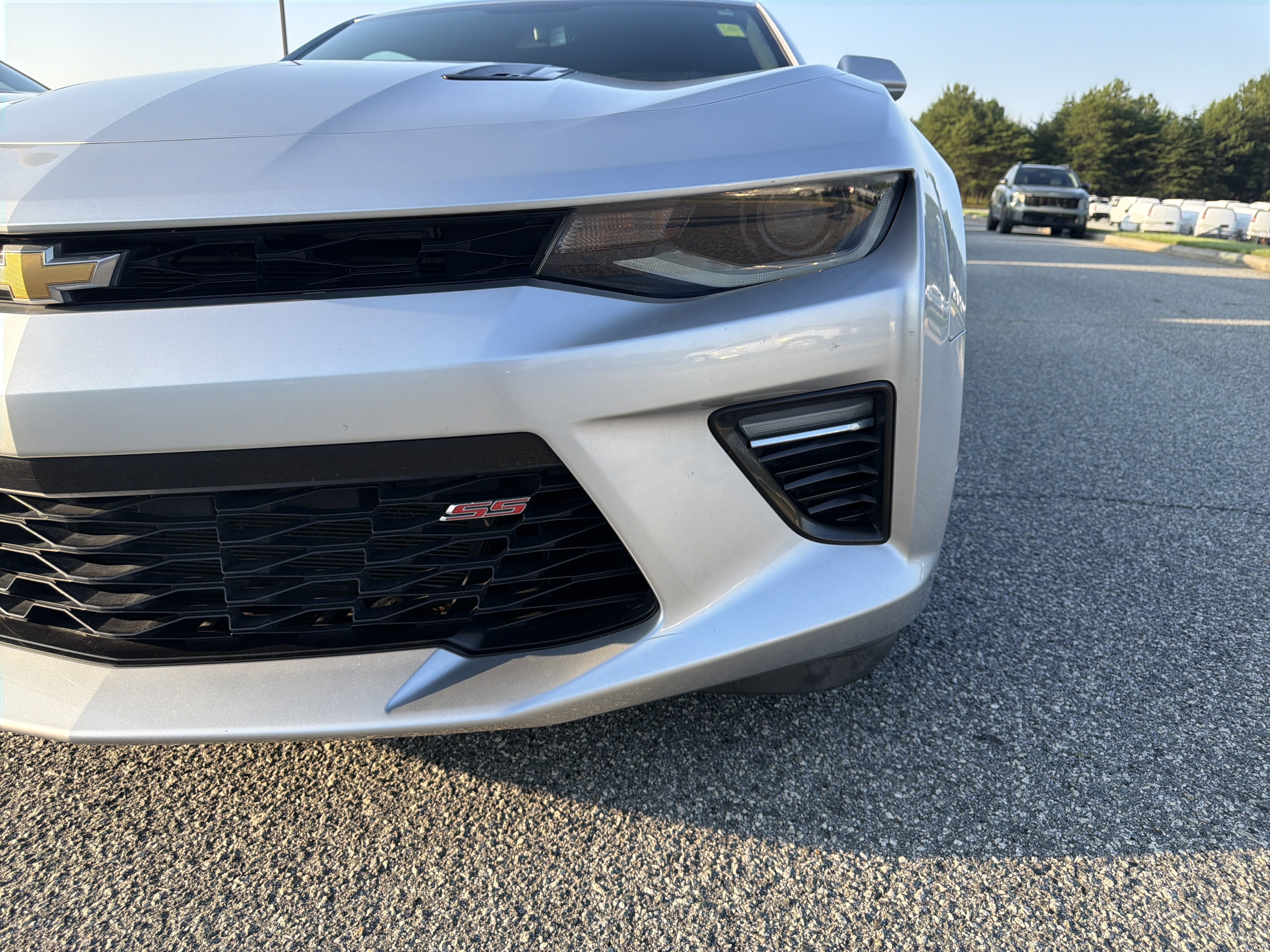 Used 2018 Chevrolet Camaro SS w/ LPO RS/SS Interior Package RWD image 6