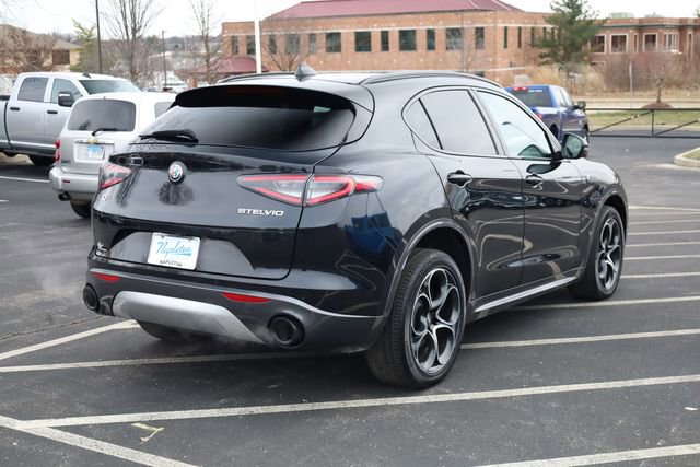Used 2024 Alfa Romeo Stelvio Ti w/ Active Assist Plus Package image 5