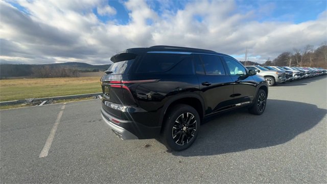 New 2026 Chevrolet Traverse LT w/ Sun and Wheel Package image 8