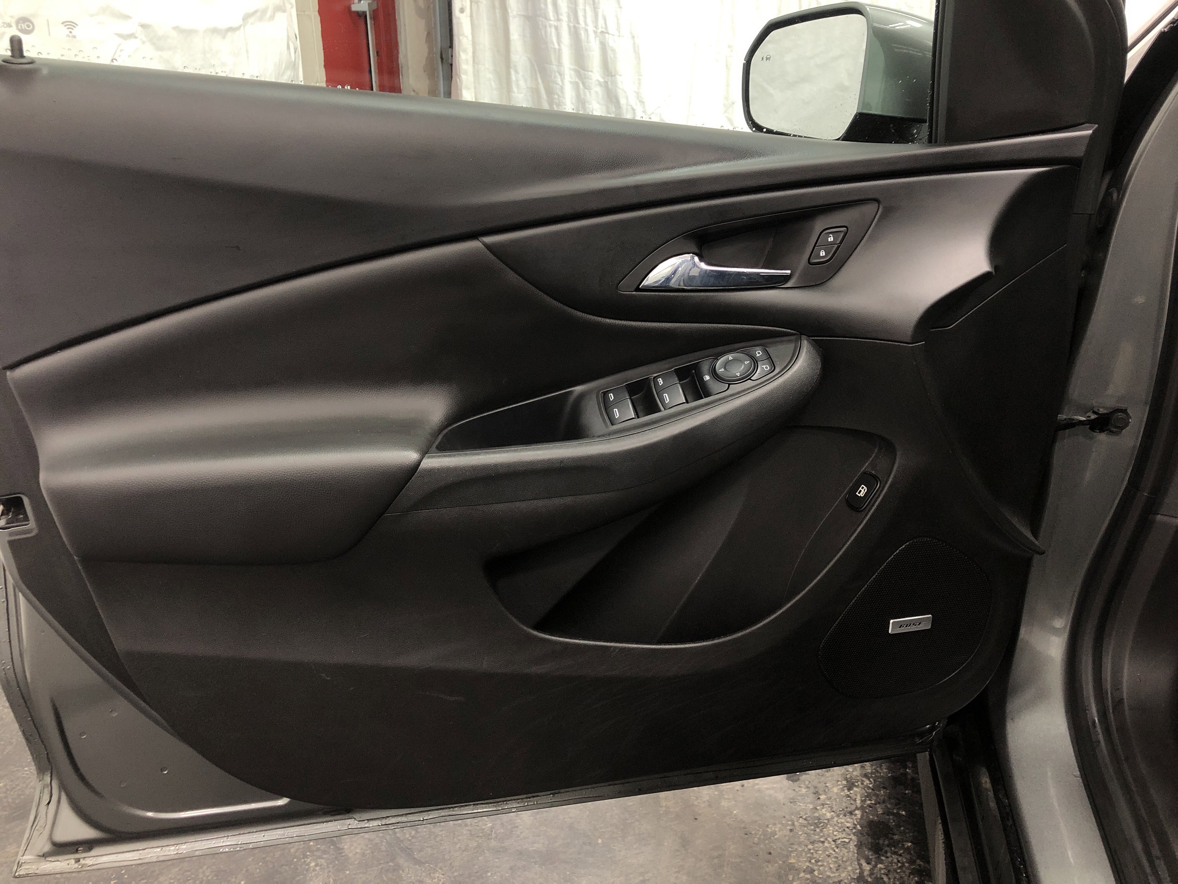 Used 2017 Chevrolet Volt Premier w/ Driver Confidence II Package image 14