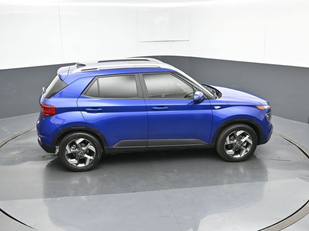 Used 2022 Hyundai Venue SEL w/ Cargo Package image 52