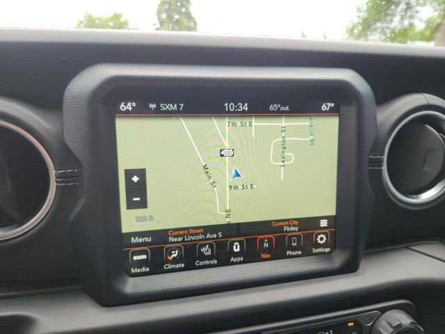Used 2021 Jeep Wrangler Unlimited Sahara w/ Cold Weather Group AWD/4WD image 25