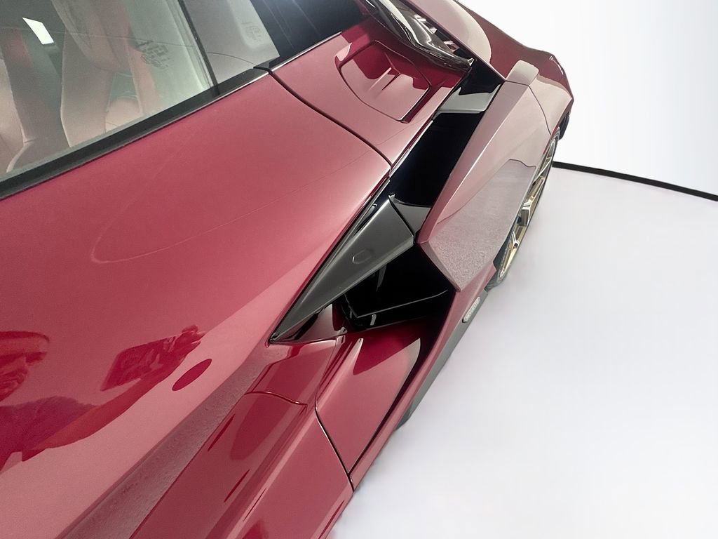 Used 2024 Lamborghini Revuelto image 32