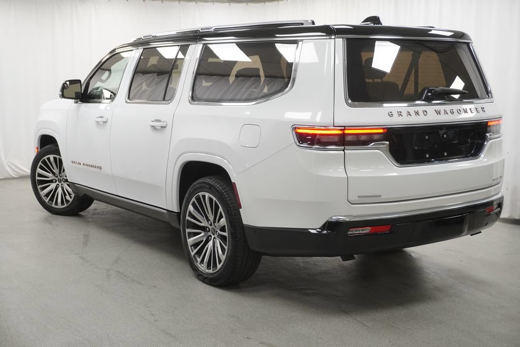Certified 2023 Jeep Grand Wagoneer L Series III w/ HD Trailer Tow Package AWD/4WD image 29