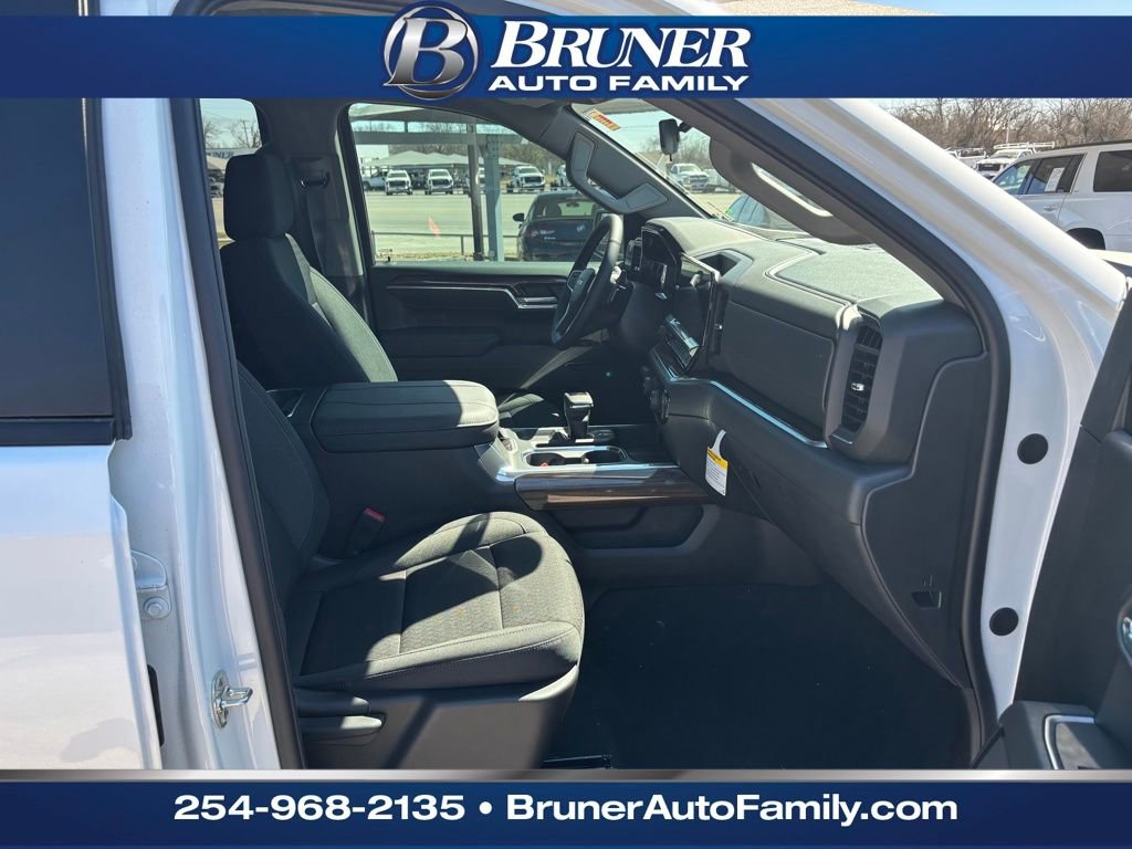 New 2026 Chevrolet Silverado 1500 LT w/ Z71 Off-Road Package image 16