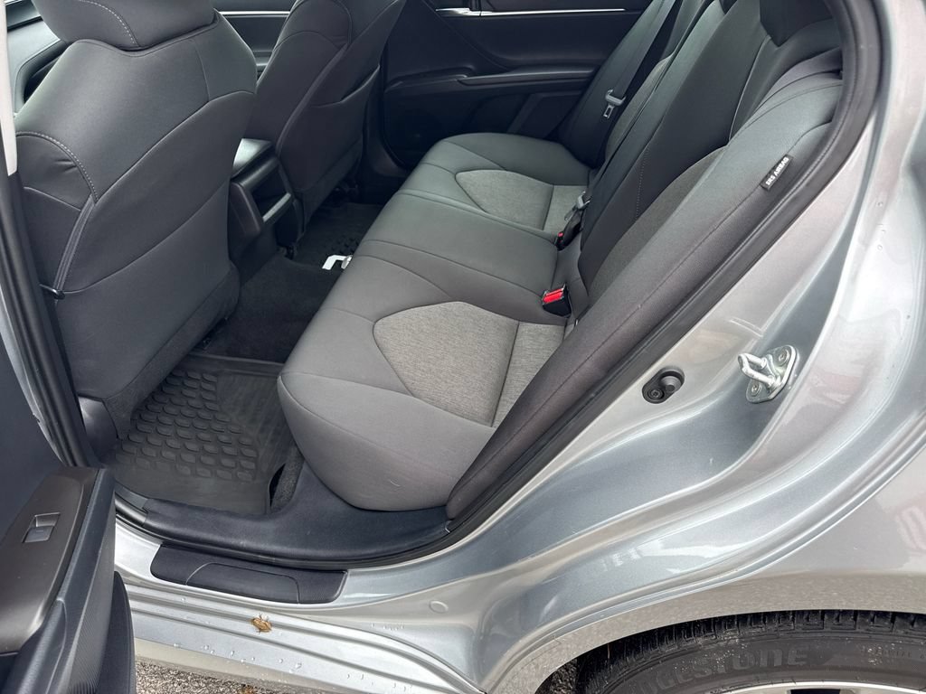 Used 2022 Toyota Camry LE w/ Convenience Package FWD image 11