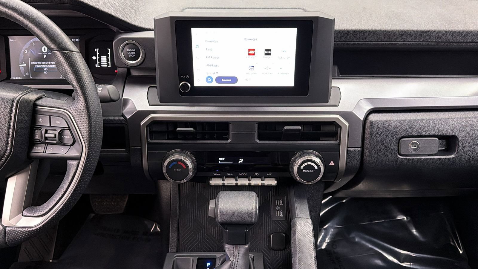 Used 2025 Toyota 4Runner SR5 AWD/4WD image 20