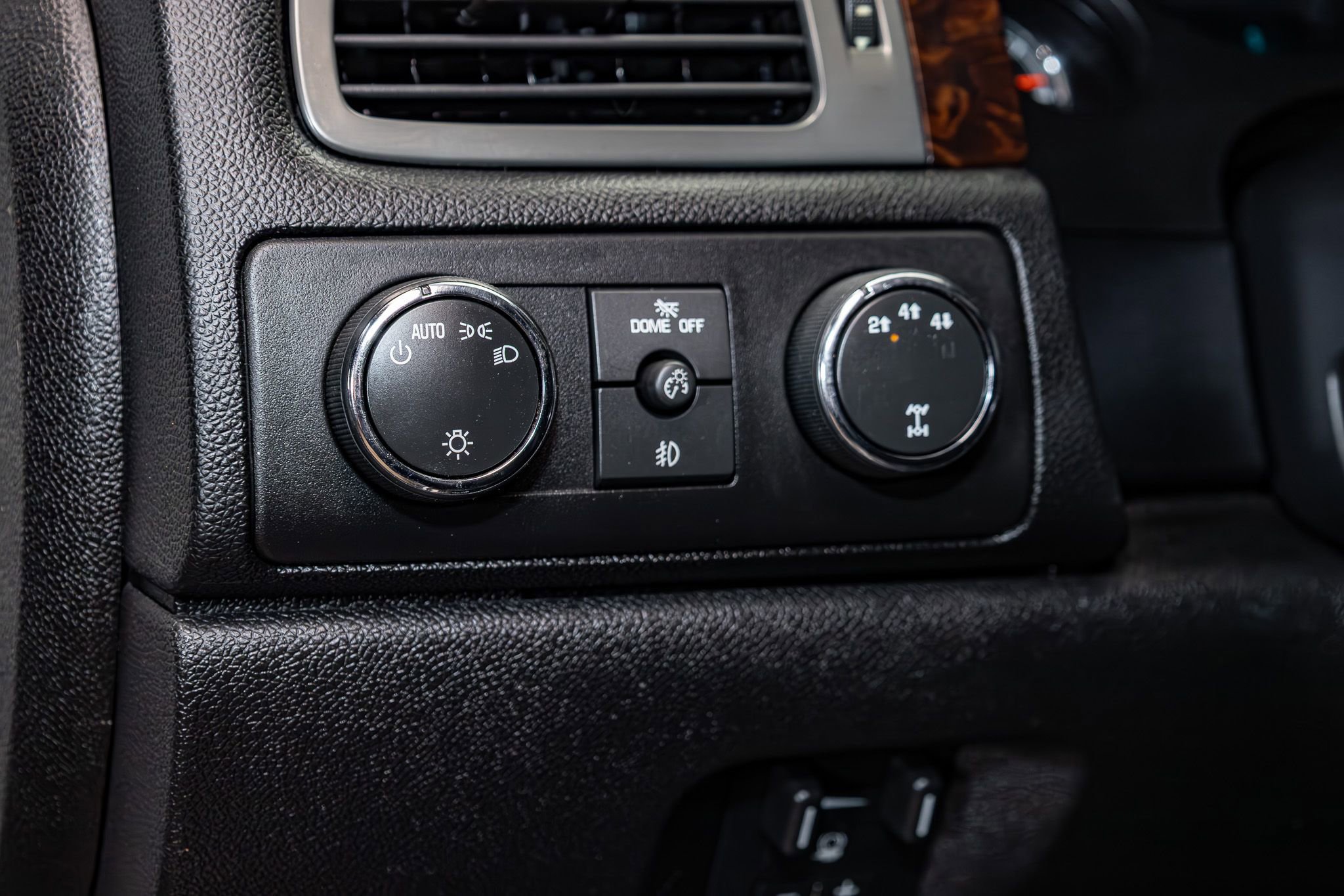 Used 2012 GMC Sierra 3500 Denali image 18