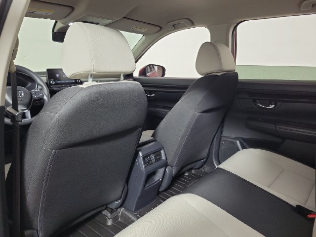 Used 2025 Honda CR-V LX image 11