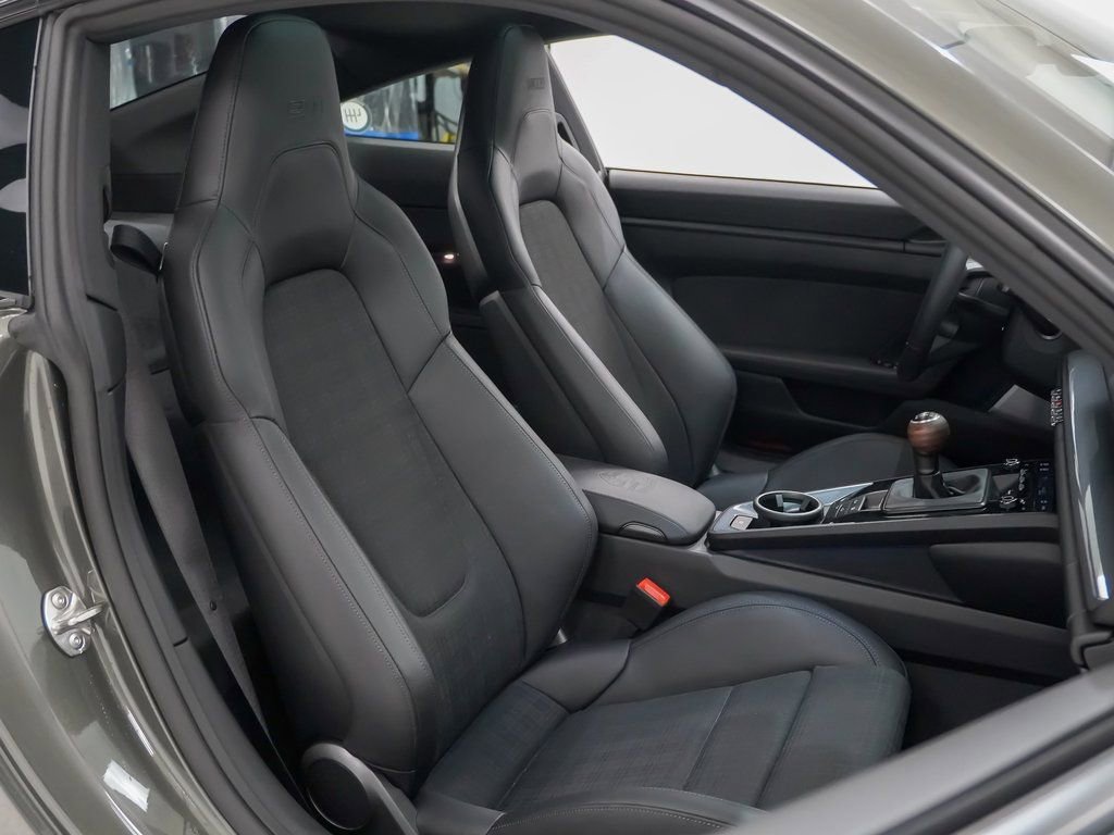 New 2026 Porsche 911 Carrera T image 17
