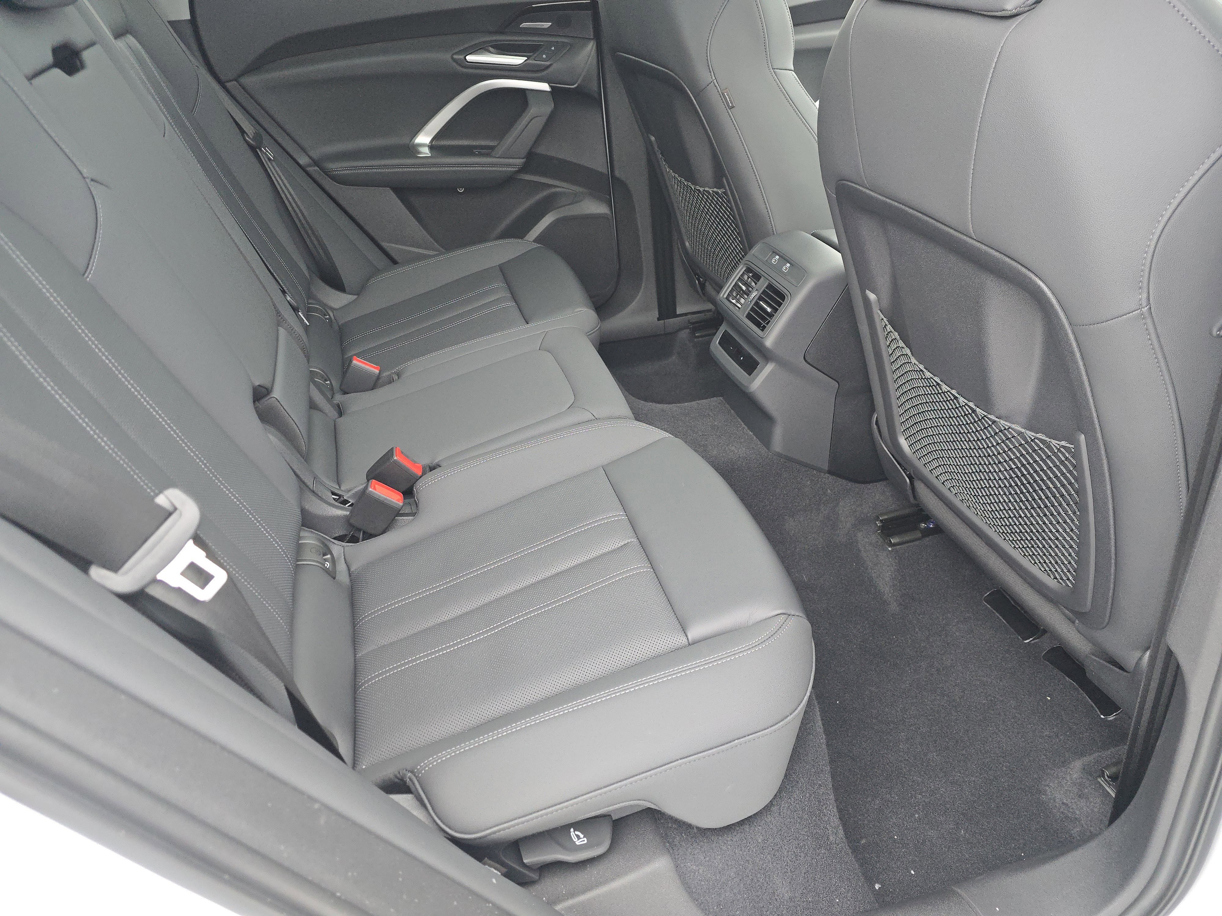 New 2025 Audi Q5 Premium Plus image 16