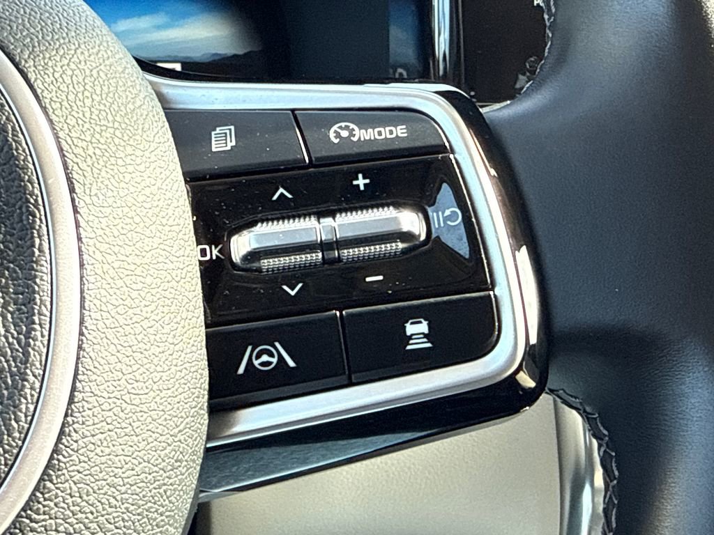 Used 2023 Kia Sorento SX FWD image 28