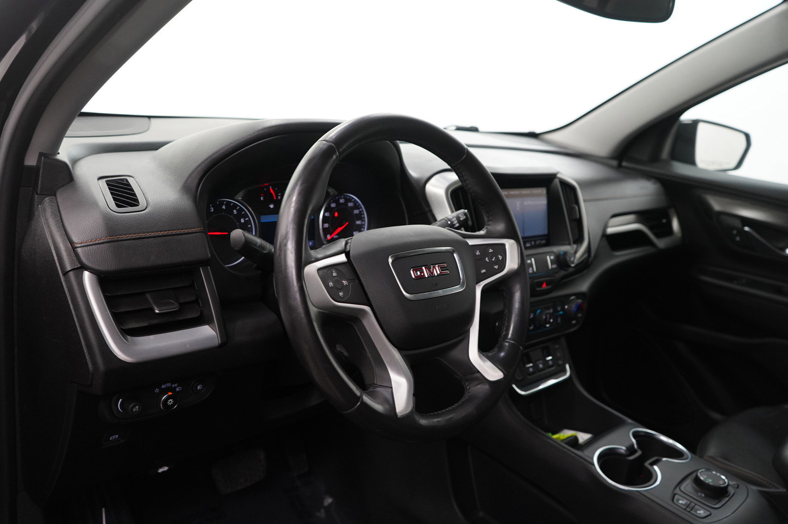 Used 2019 GMC Terrain SLT image 16