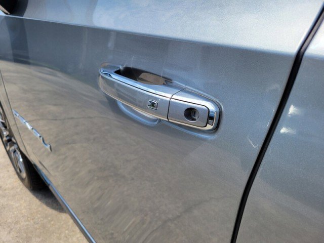 Used 2023 GMC Yukon Denali Ultimate w/ LPO, Floor Liner Package image 11