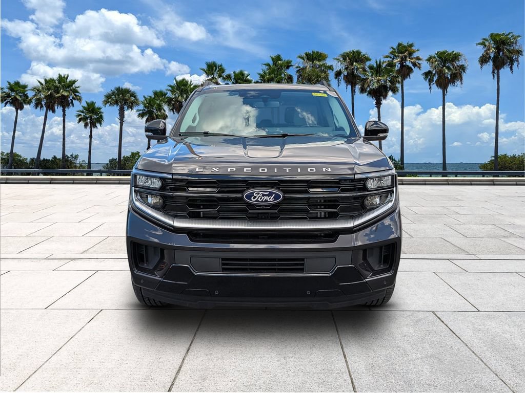 New 2027 Ford Expedition Max Platinum w/ Driver's Package AWD/4WD image 2