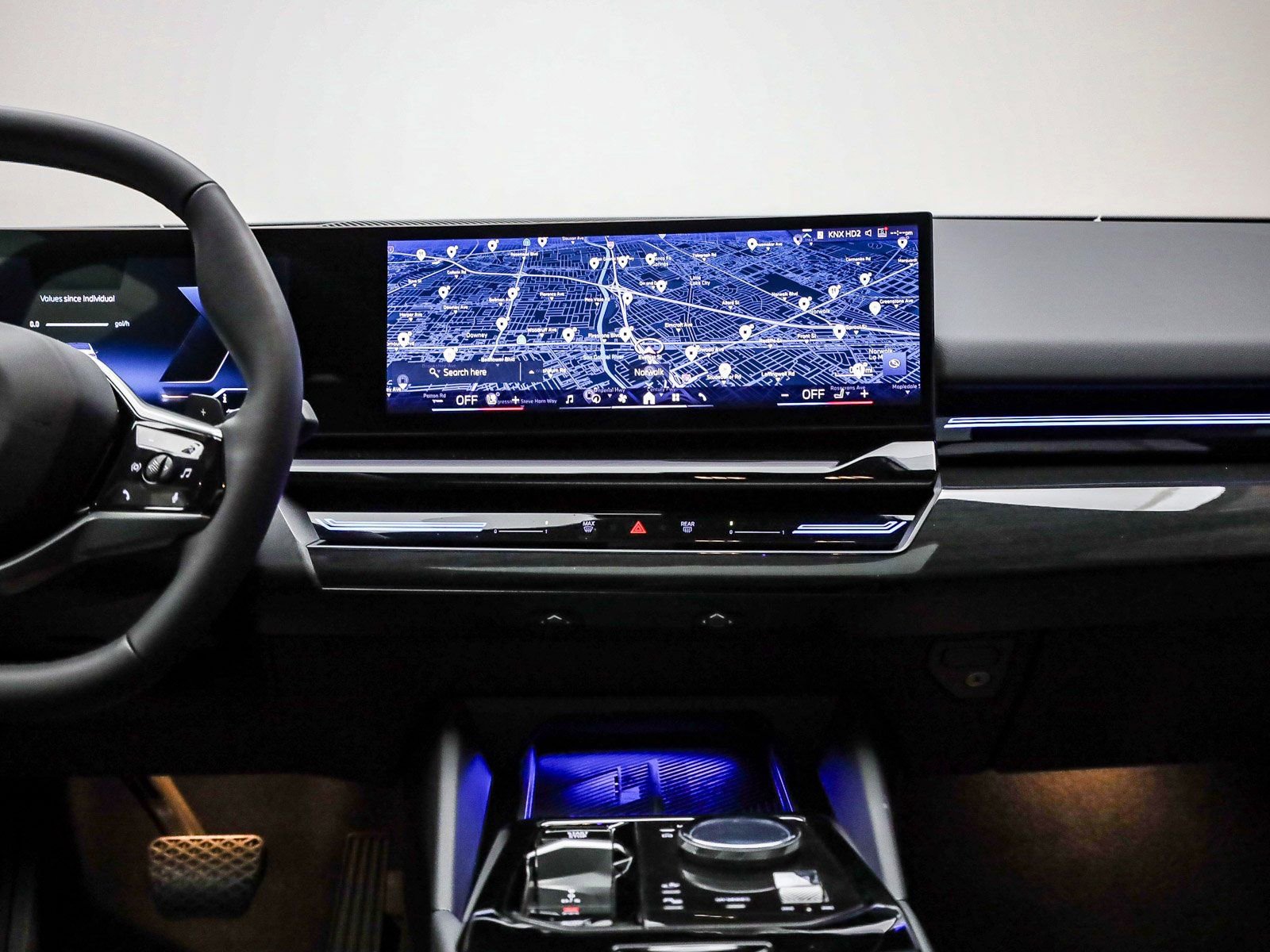 Used 2025 BMW 530i image 14