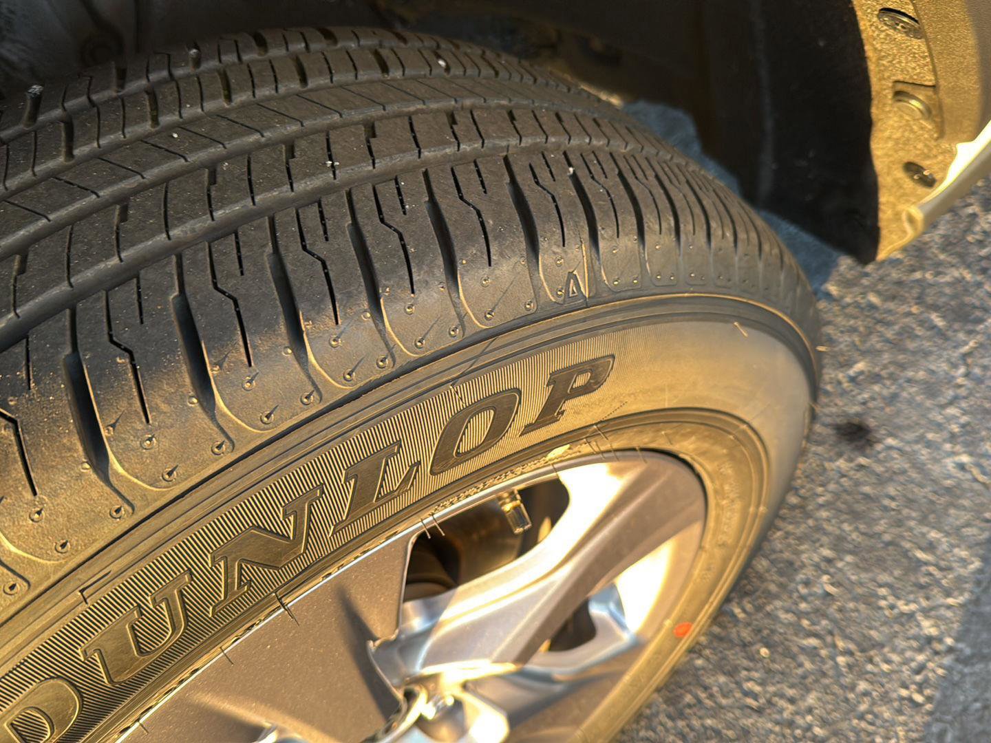 Used 2025 Toyota RAV4 XLE image 37