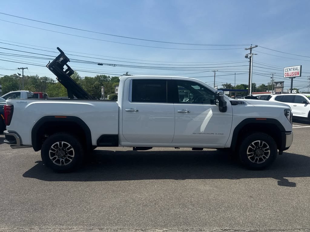 New 2026 GMC Sierra 2500 SLT AWD/4WD image 7
