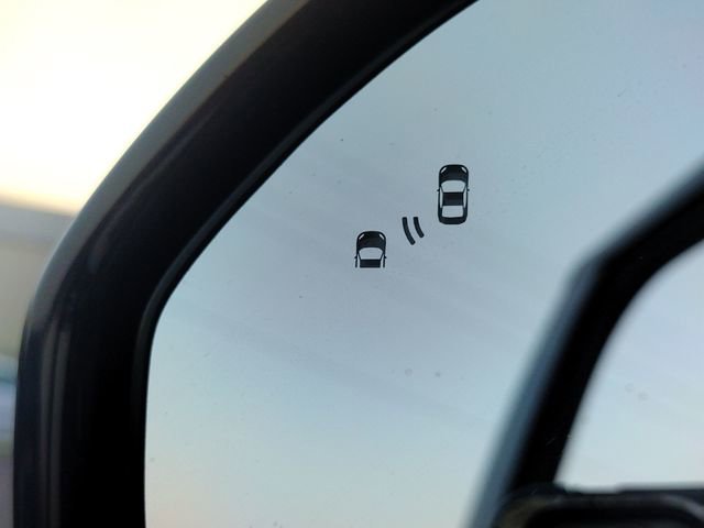 Used 2020 Ford Expedition XLT w/ Equipment Group 202A AWD/4WD image 61