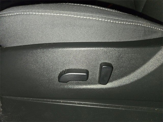 Used 2024 Nissan Frontier SV w/ SV Convenience Package image 12