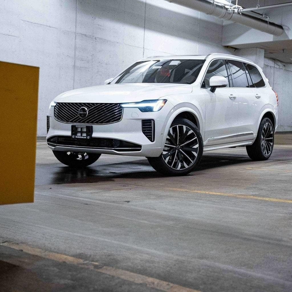 New 2026 Volvo XC90 B6 Plus w/ Protection Package Premier AWD/4WD image 1