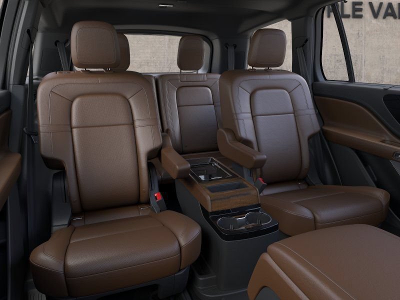 New 2026 Lincoln Aviator Reserve AWD/4WD image 11