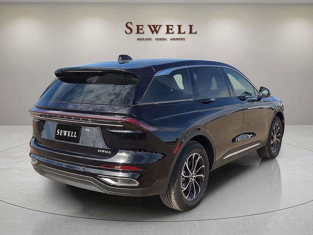 New 2026 Lincoln Nautilus Premier AWD/4WD image 4