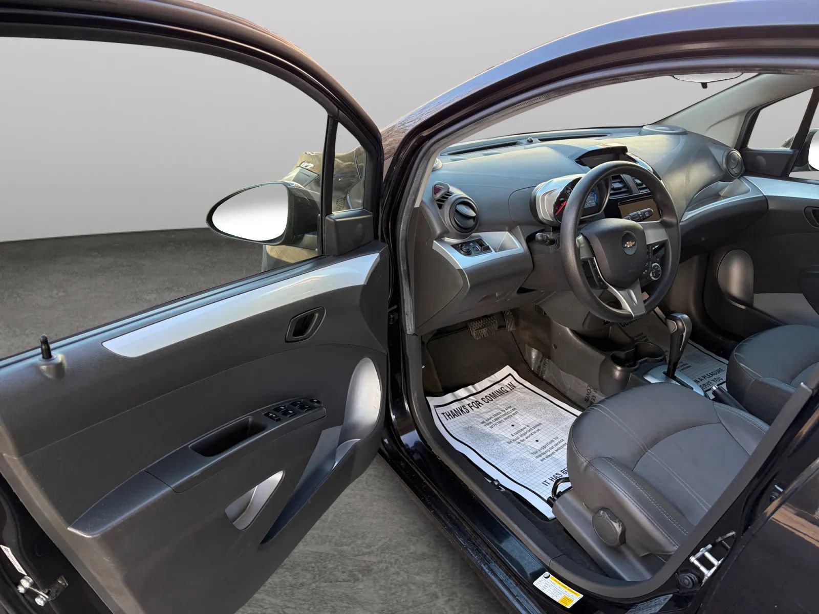 Used 2014 Chevrolet Spark LT image 9