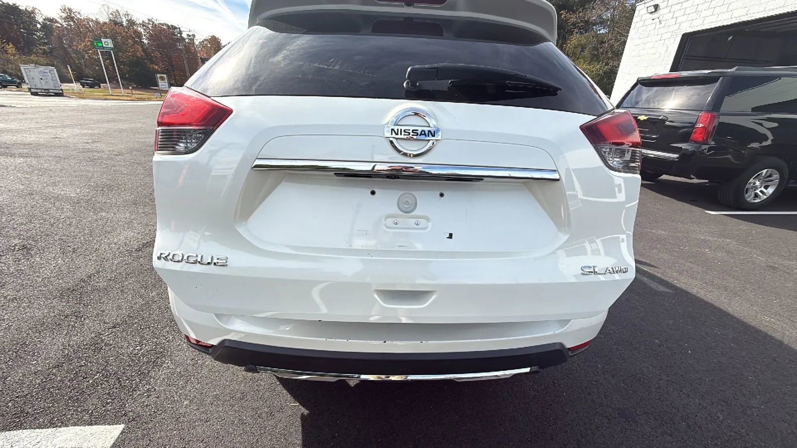 Used 2017 Nissan Rogue SL w/ SL Premium Package image 43