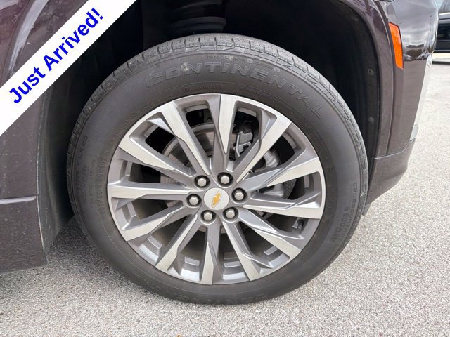 Used 2023 Chevrolet Traverse Premier FWD image 19