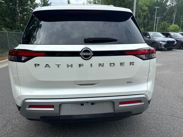 Used 2023 Nissan Pathfinder SL FWD image 6