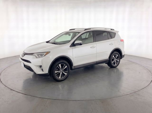 Used 2018 Toyota RAV4 XLE image 8