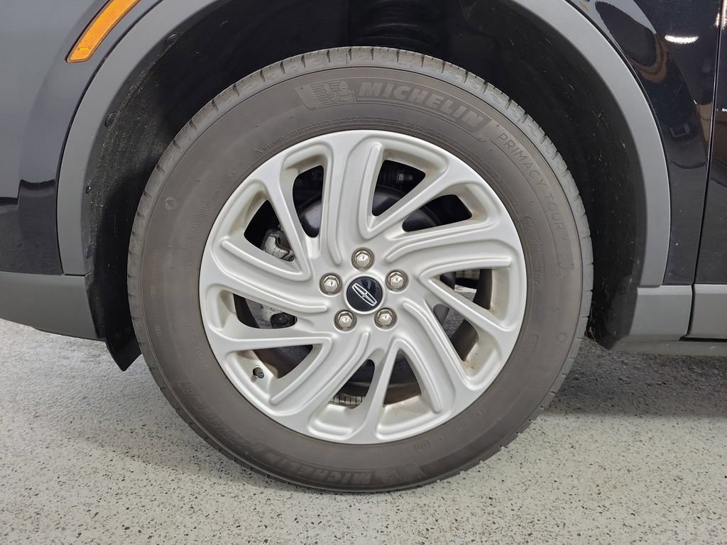 Used 2023 Lincoln Corsair AWD image 9