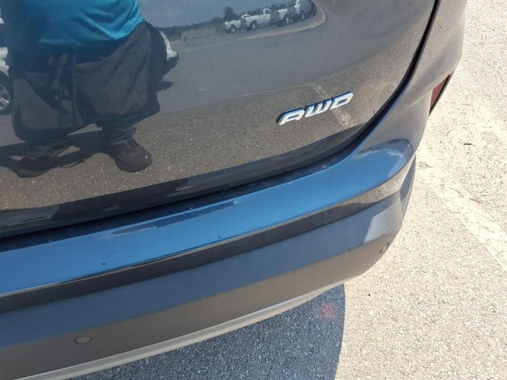 Used 2024 Ford Edge SEL image 5