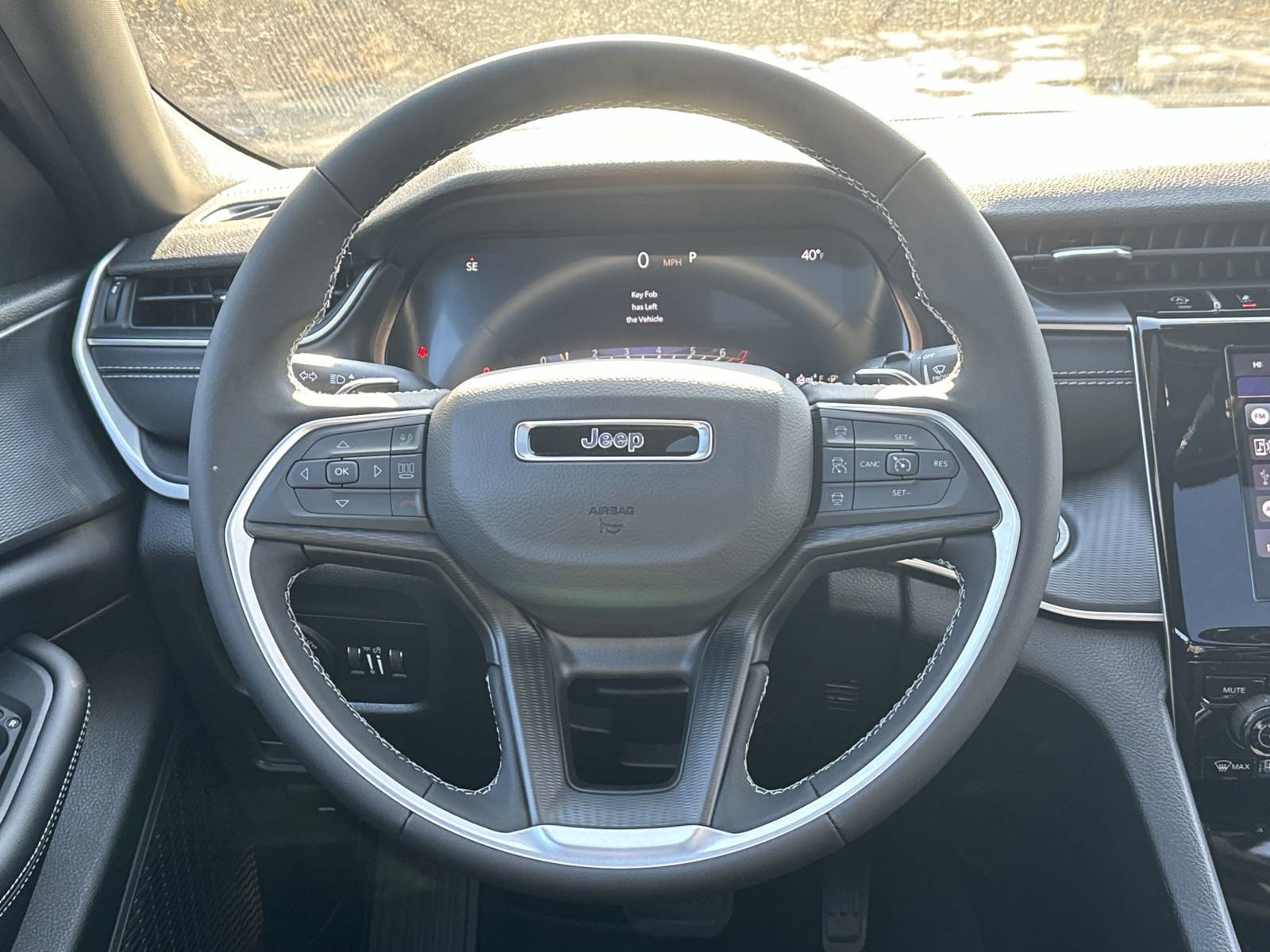 New 2025 Jeep Grand Cherokee Laredo X image 28