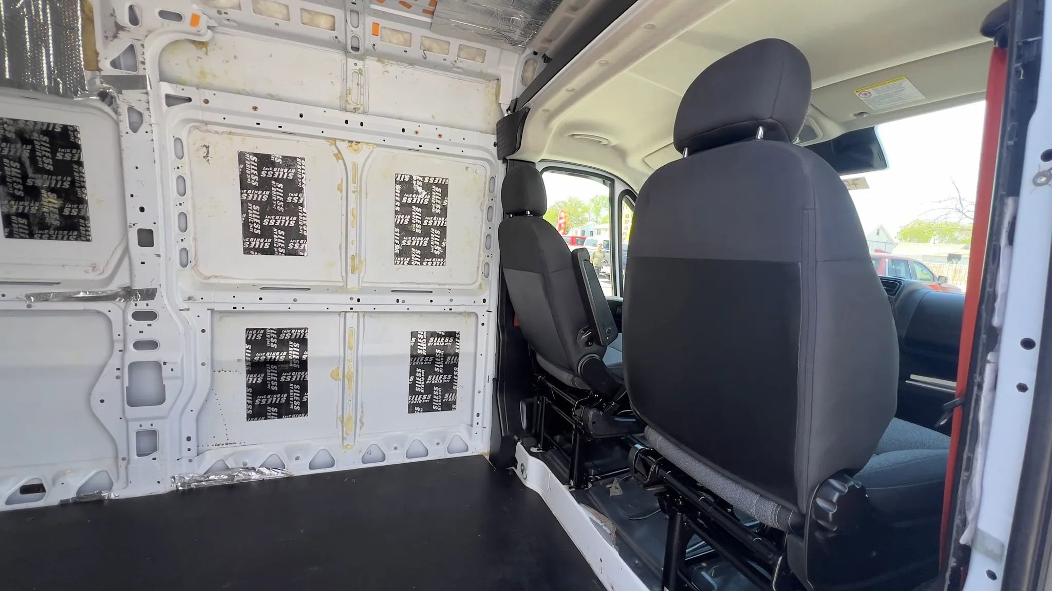 Used 2023 RAM ProMaster 3500 w/ Driver Convenience Group FWD image 16