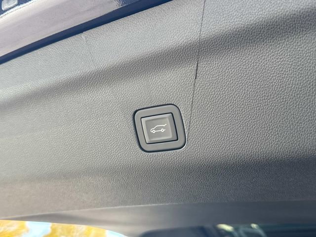 New 2026 Chevrolet Suburban LT w/ Comfort Package image 14