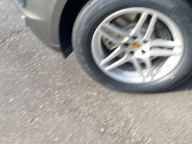 Used 2018 Porsche Macan image 6