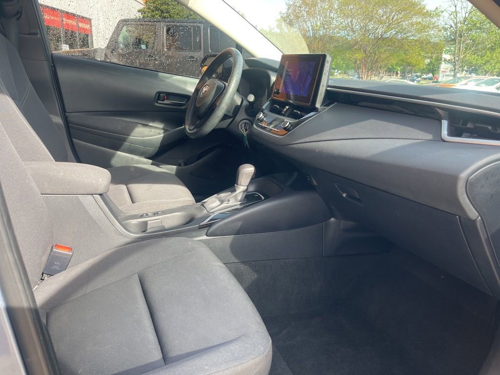 Used 2023 Toyota Corolla LE image 17